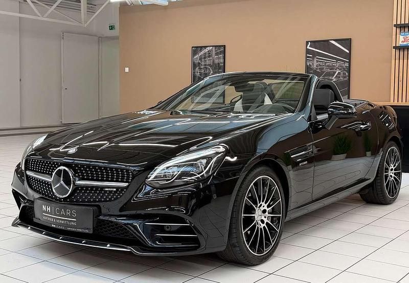 Gebraucht Mercedes SLC43 AMG AMG 367 PS (269 kW) 2017 Schwarz Coupé