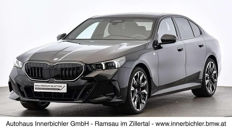 Gebraucht BMW 540 Efficient Dynamics 286 PS (210 kW) 2025 Schwarz Limousine