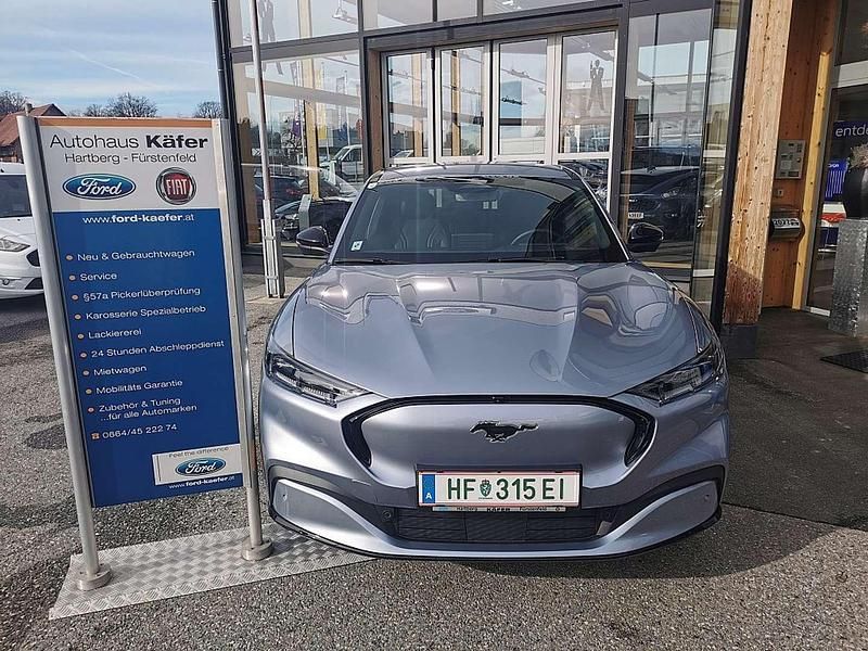 Gebraucht Ford Mustang Mach-E Extended Range 258 kW (351 PS) 2022 Blau SUV