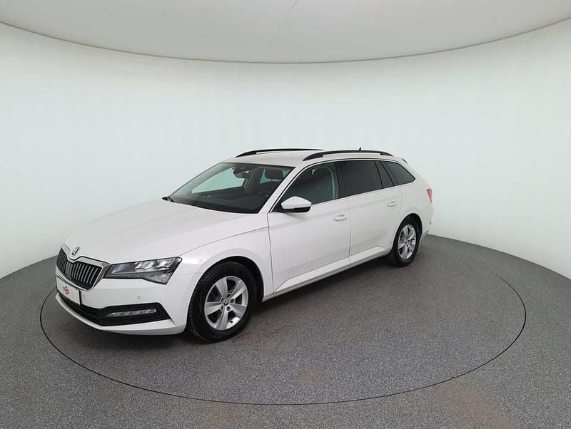 Gebraucht Skoda Superb Ambition 150 PS (110 kW) 2020 Weiß Kombi