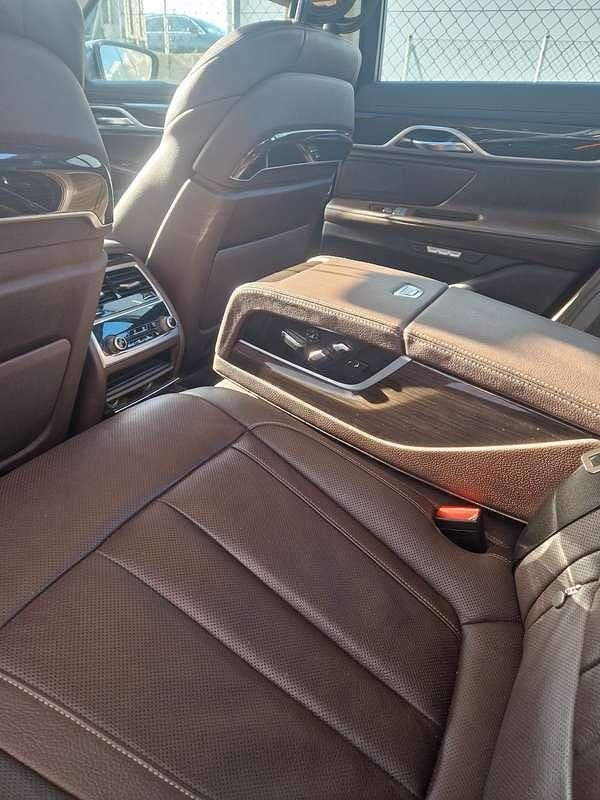 Gebraucht BMW 730L 265 PS (194 kW) 2017 Grau Limousine