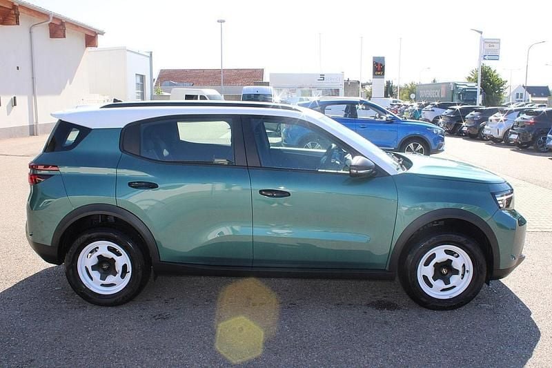 Neu Opel Frontera Edition 146 PS (107 kW) 2025 Grün SUV