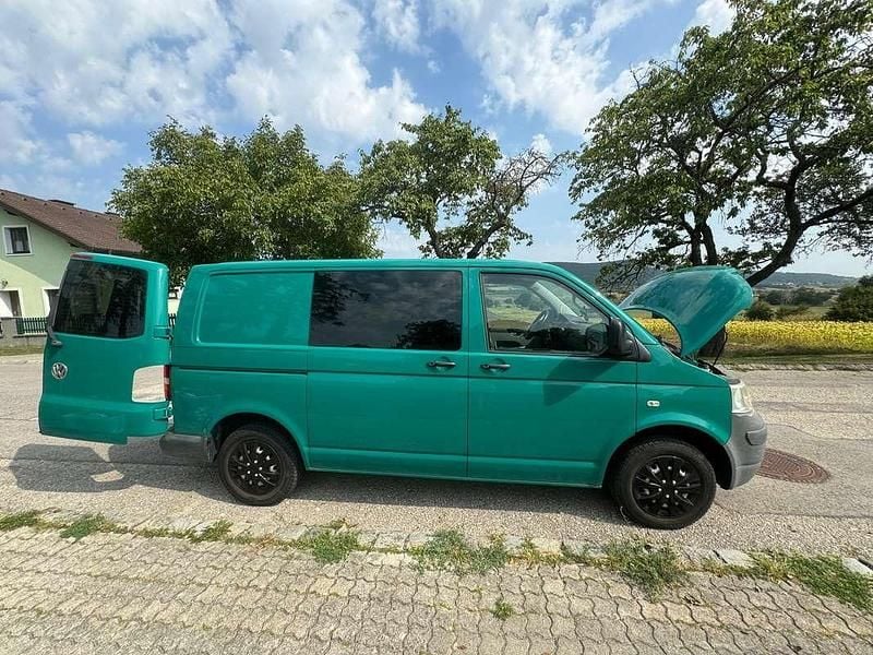Gebraucht VW Transporter 102 PS (75 kW) 2008 Grün Van