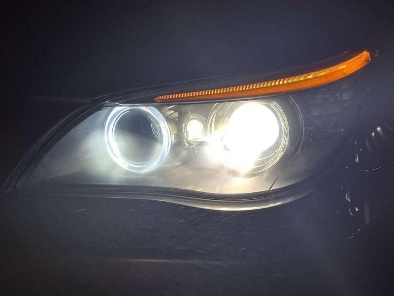 Gebraucht BMW 530 235 PS (172 kW) 2009 Grau Kombi