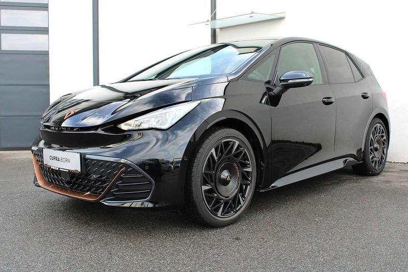 Gebraucht Cupra Born VZ 239 kW (326 PS) 2024 Schwarz Kleinwagen