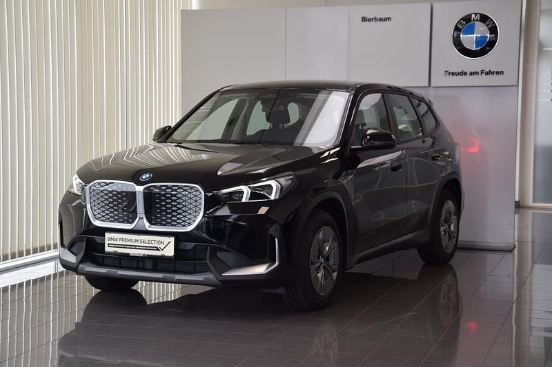 Gebraucht BMW iX1 150 kW (204 PS) 2023 Schwarz SUV