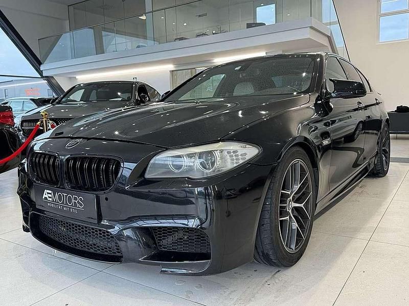Schwarz Gebraucht 2010 BMW 535 Sport Line Limousine | € 9.880 - Bild 1/4