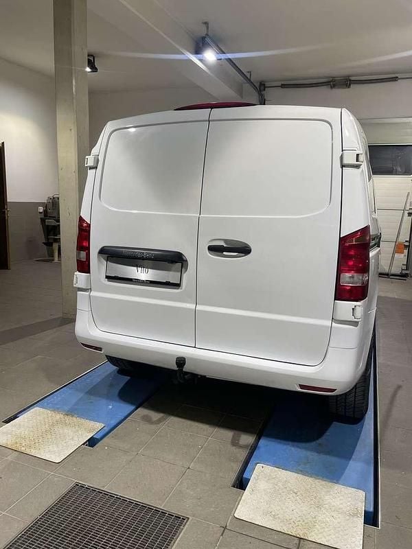 Gebraucht Mercedes Vito 163 PS (119 kW) 2017 Weiß Van