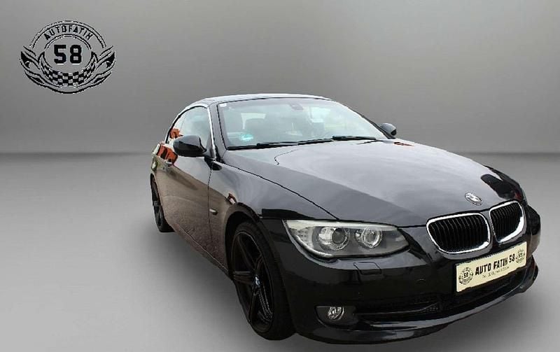 Schwarz Gebraucht 2012 BMW 320 Cabriolet Comfort Edition Cabrio | € 11.490 (Superpreis) - Bild 1/4