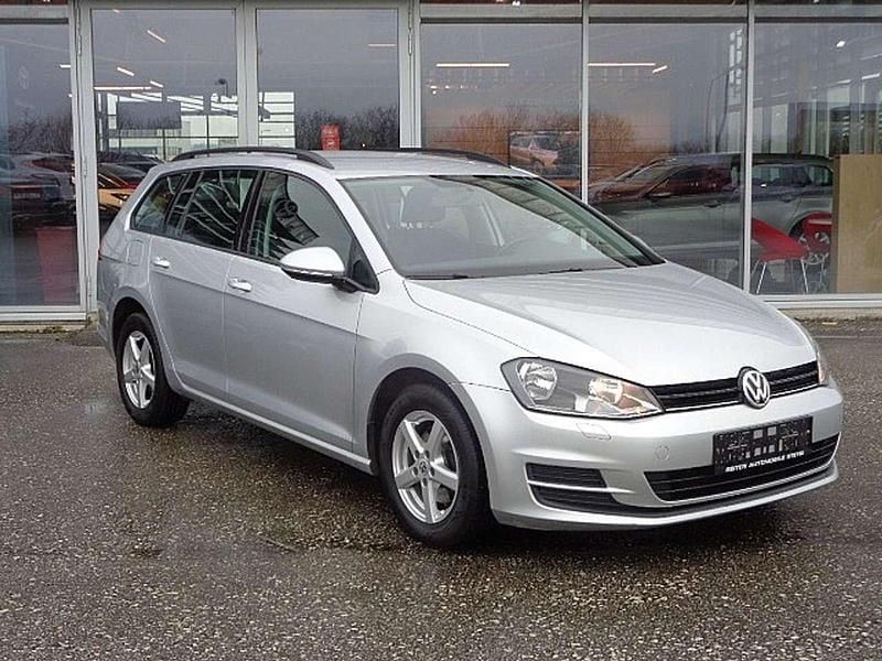 Silber Gebraucht 2014 VW Golf VII Trendline Kombi | € 10.990 (Fairer Preis) - Bild 1/4