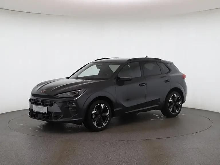 Dunkelgrau metallic Gebraucht 2025 Cupra Terramar SUV | € 41.790 (Fairer Preis) - Bild 1/4