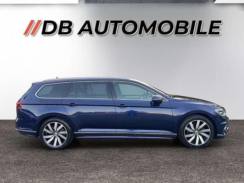 Gebraucht VW Passat Highline 150 PS (110 kW) 2019 Blau Kombi