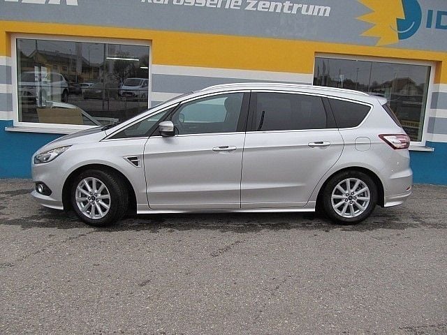Ford s max st