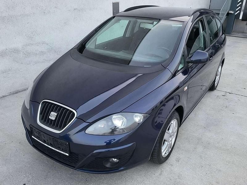 Blau Gebraucht 2009 Seat Altea XL Reference Van / Kleinbus | € 5.490 (Fairer Preis) - Bild 1/4