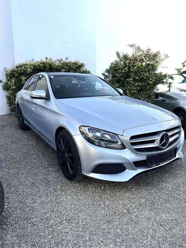 Gebraucht Mercedes C180 Avantgarde 116 PS (85 kW) 2017 Limousine