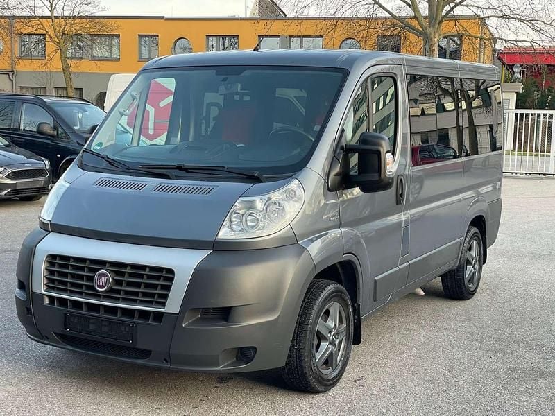 Gebraucht Fiat Ducato 131 PS (96 kW) 2014 Grau Van
