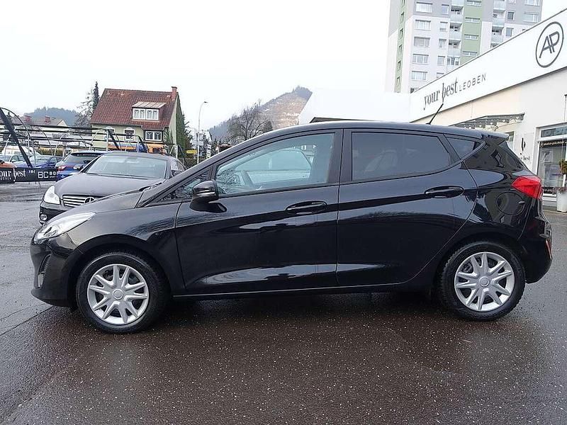 Gebraucht Ford Fiesta Trend 69 PS (50 kW) 2017 Schwarz Limousine