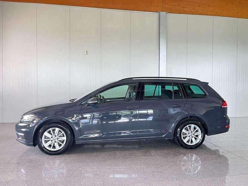 Gebraucht VW Golf VII 116 PS (85 kW) 2019 Grau Kombi