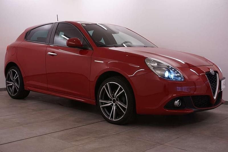 Gebraucht Alfa Romeo Giulietta 120 PS (88 kW) 2019 Schwarz Kleinwagen
