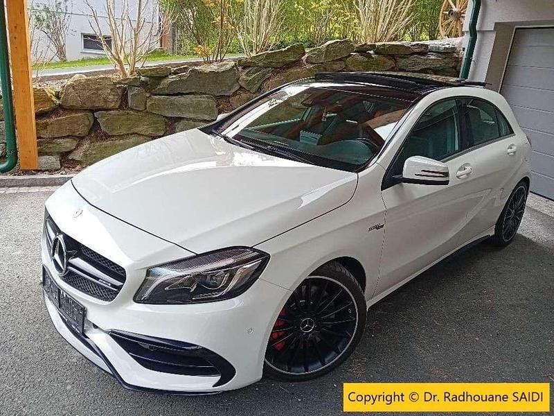 Weiß Gebraucht 2016 Mercedes A45 AMG AMG Limousine | € 32.500 (Fairer Preis) - Bild 1/4