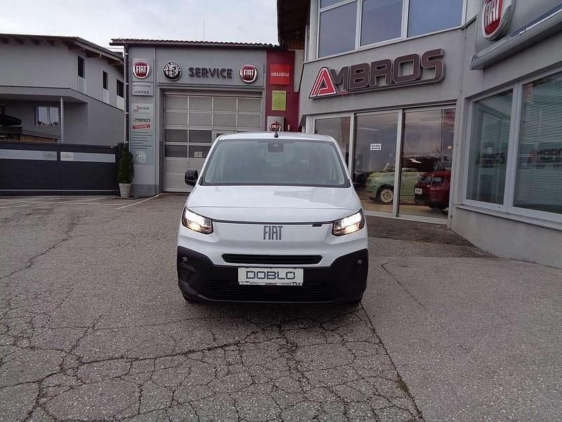 Gebraucht Fiat Doblò S 131 PS (96 kW) 2025 Weiß Van / Kleinbus