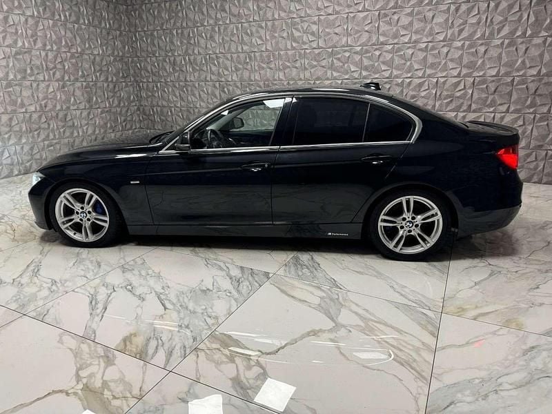 Gebraucht BMW 335 Luxury Line 306 PS (225 kW) 2012 Schwarz Limousine