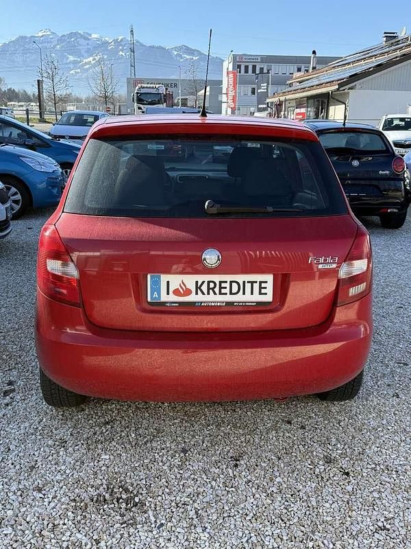 Gebraucht Skoda Fabia Ambiente 69 PS (50 kW) 2007 Rot Kleinwagen