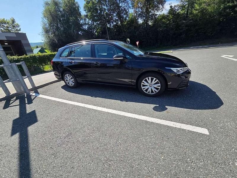 Gebraucht VW Golf VIII 116 PS (85 kW) 2020 Schwarz Limousine