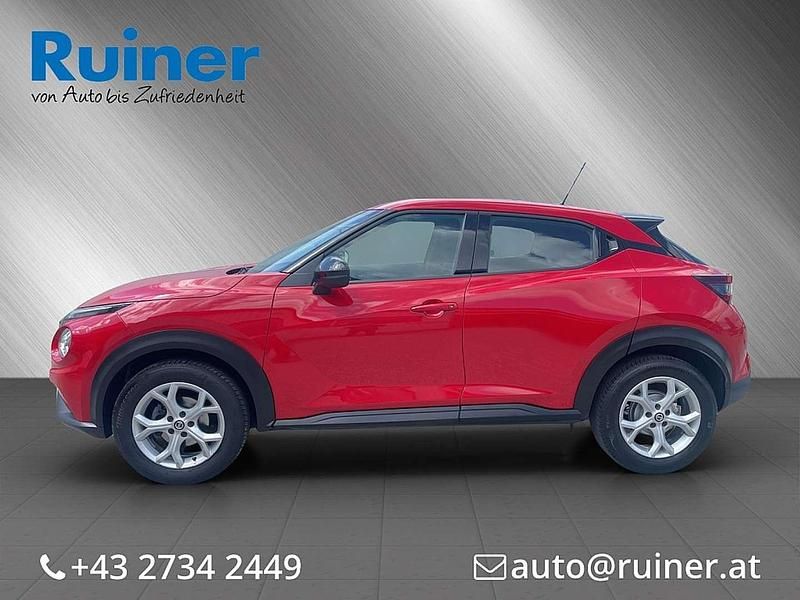 Gebraucht Nissan Juke Acenta+ 117 PS (86 kW) 2021 Rot SUV