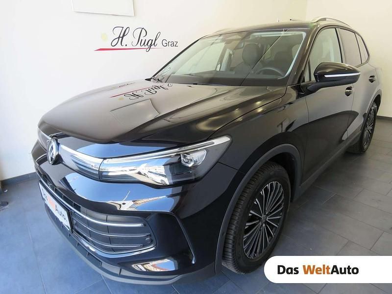 Schwarz metallicperleffektno Gebraucht 2024 VW Tiguan Life SUV | € 36.990 (Guter Preis) - Bild 1/4