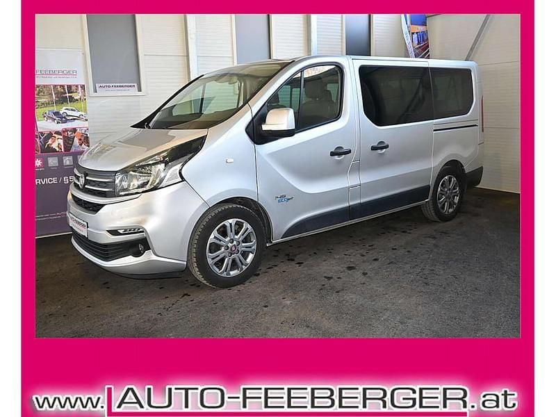 Gebraucht Fiat Talento Basis 146 PS (107 kW) 2017 Silber Van / Kleinbus