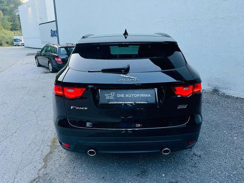 Gebraucht Jaguar F-Pace R-Sport 301 PS (221 kW) 2016 Schwarz SUV