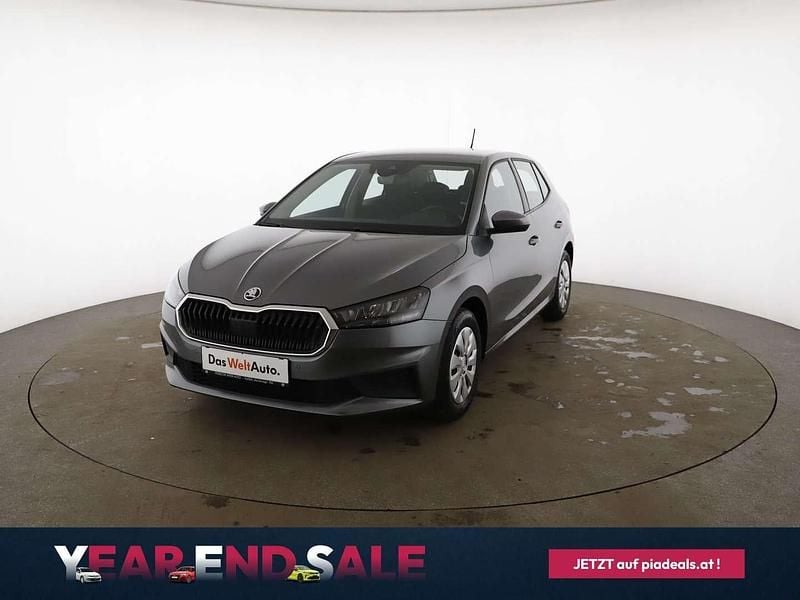 Dunkelgrau metallic Gebraucht 2022 Skoda Fabia Ambition Limousine | € 19.550 (Fairer Preis) - Bild 1/4