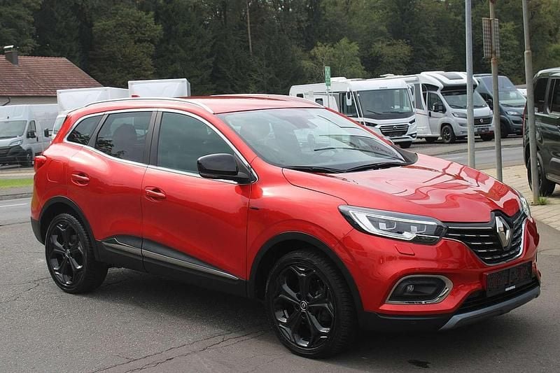 Rot Gebraucht 2020 Renault Kadjar Black Edition SUV | € 18.490 (Fairer Preis) - Bild 1/4