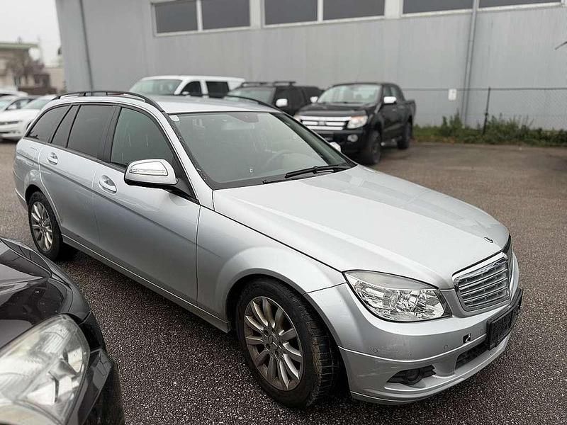 Gebraucht Mercedes C180 156 PS (114 kW) 2008 Silber Kombi