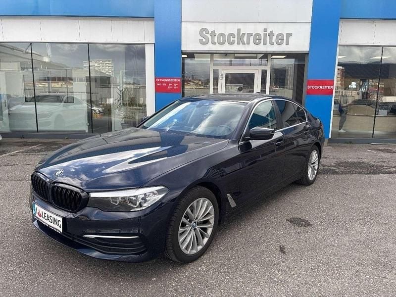 Blau Gebraucht 2017 BMW 520 M Performance Limousine | € 24.890 (Guter Preis) - Bild 1/4