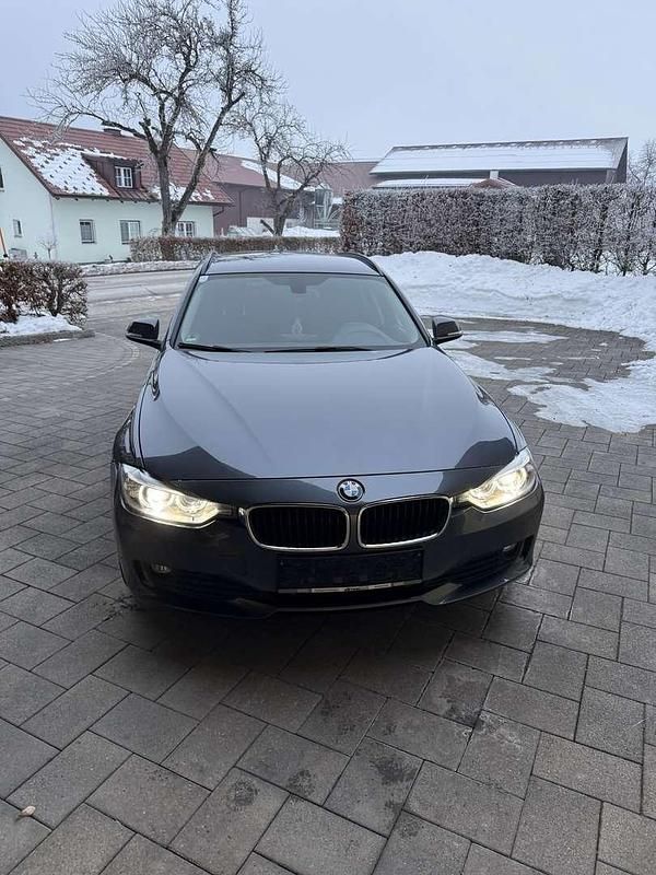 Gebraucht BMW 318 143 PS (105 kW) 2013 Kombi