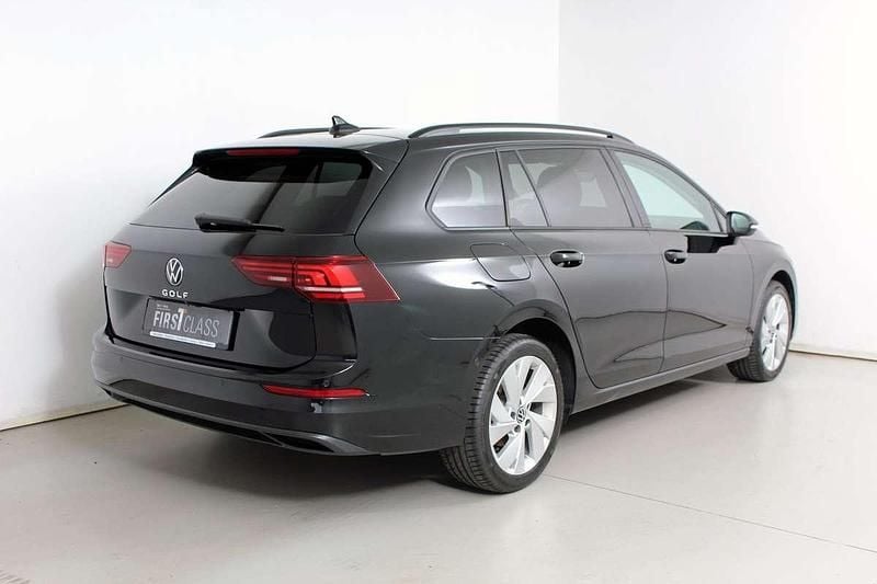 Gebraucht VW Golf VIII Business 116 PS (85 kW) 2025 Schwarz Kombi