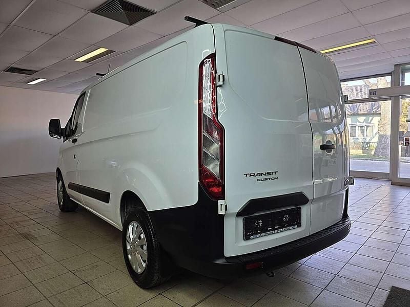 Gebraucht Ford Transit Custom 105 PS (77 kW) 2018 Weiß Van