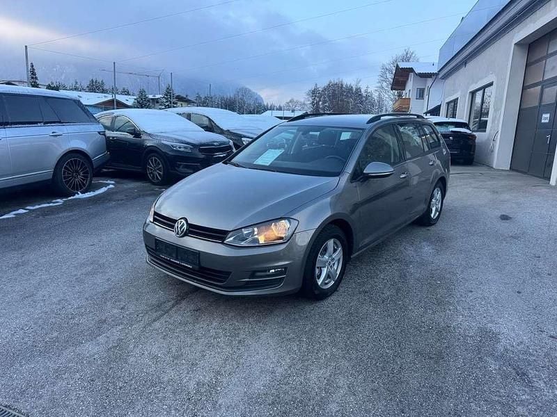 Gebraucht VW Golf VII Comfortline 110 PS (80 kW) 2016 Grau Kombi