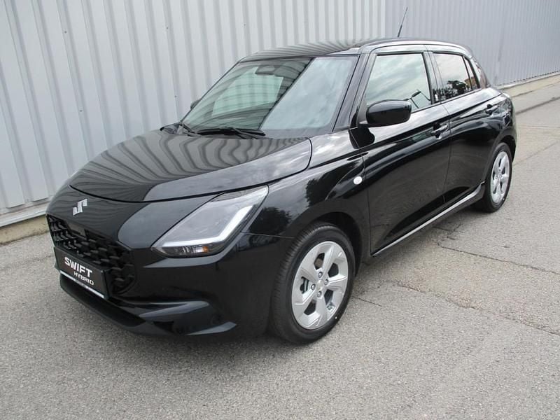 Neu Suzuki Swift 83 PS (61 kW) 2025 Schwarz Kleinwagen