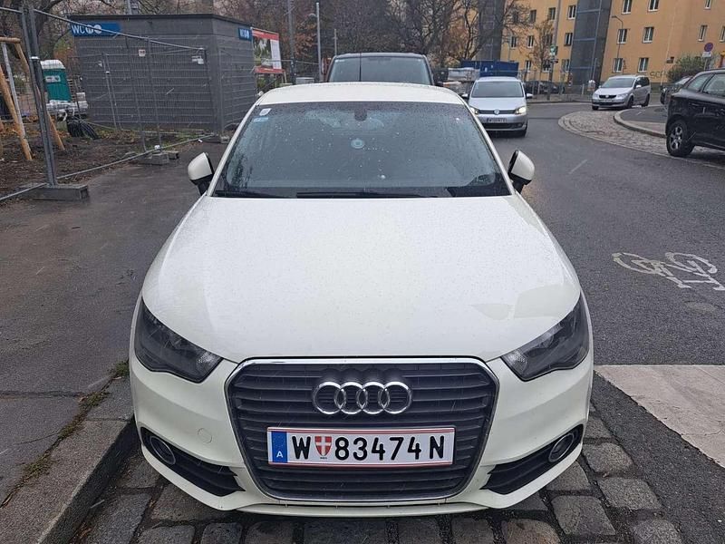 Weiß Gebraucht 2011 Audi A1 Ambition Kleinwagen | € 6.500 (Fairer Preis) - Bild 1/4