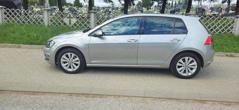 Gebraucht VW Golf VII Comfortline 105 PS (77 kW) 2013 Grau Limousine