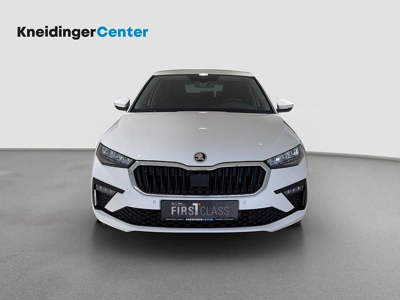 Neu Skoda Scala Selection 95 PS (69 kW) 2026 Weiss  normal Kleinwagen