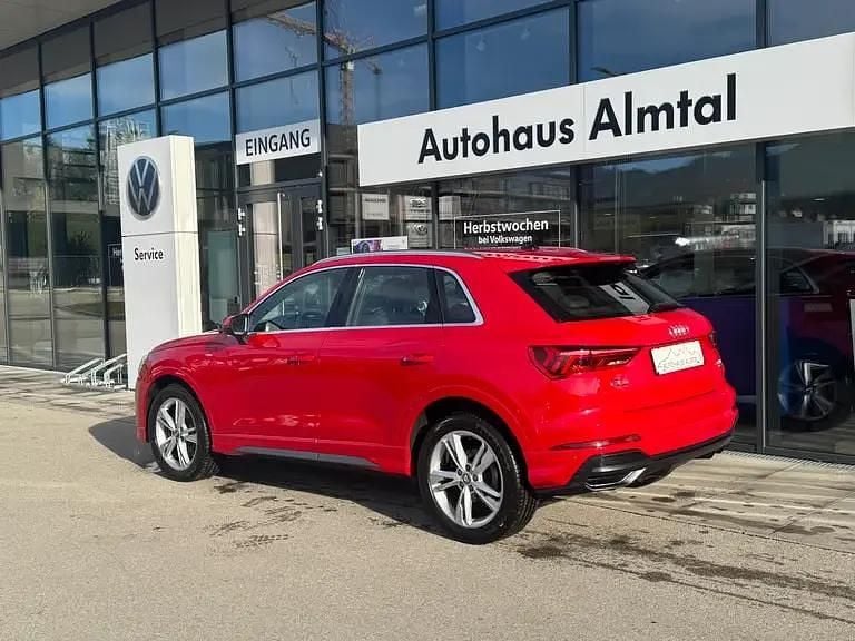 Gebraucht Audi Q3 S-Line 190 PS (139 kW) 2019 Mittelrot  metallic SUV