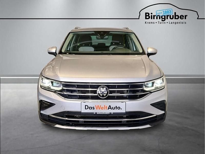 Gebraucht VW Tiguan Elegance 245 PS (180 kW) 2022 Silber SUV