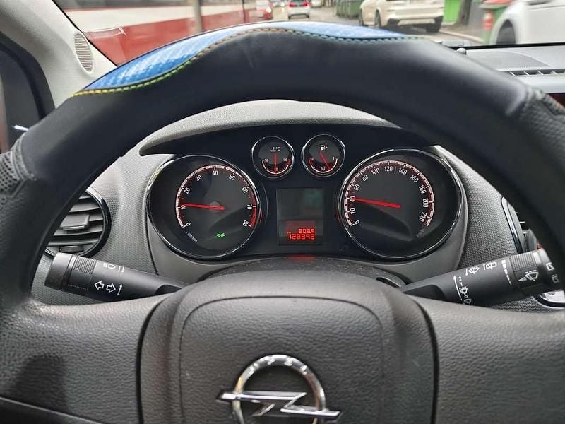 Gebraucht Opel Meriva 101 PS (74 kW) 2011 Van / Kleinbus