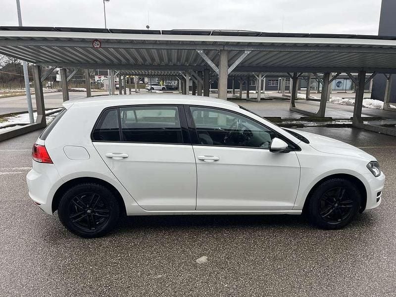 Gebraucht VW Golf VII Comfortline 86 PS (63 kW) 2013 Limousine