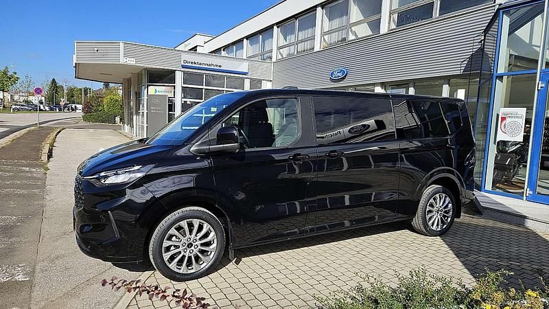 Gebraucht Ford Tourneo Custom Titanium 170 PS (125 kW) 2024 Schwarz Van