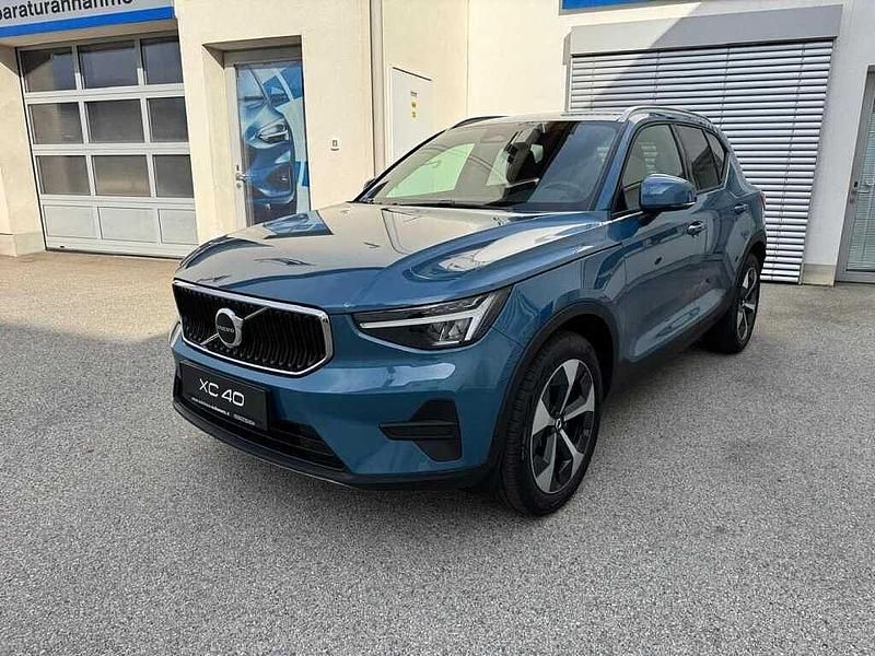 Gebraucht Volvo XC40 163 PS (119 kW) 2025 Blau SUV